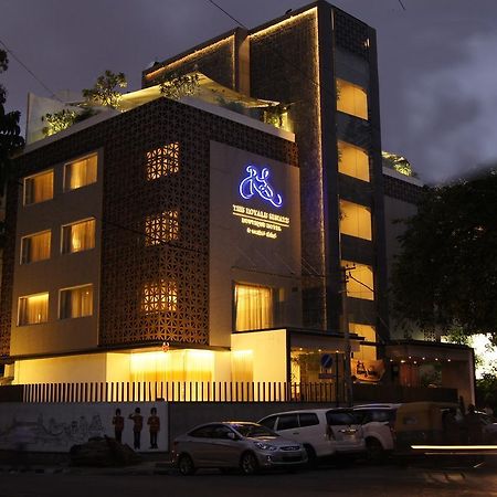 The Royale Senate Race Course, Bangalore Exterior foto