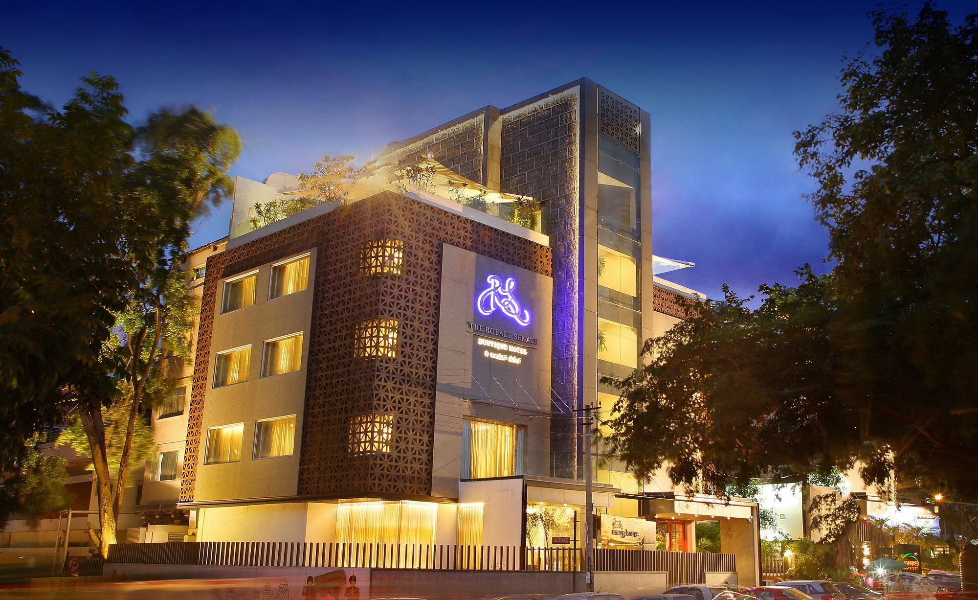 The Royale Senate Race Course, Bangalore Exterior foto